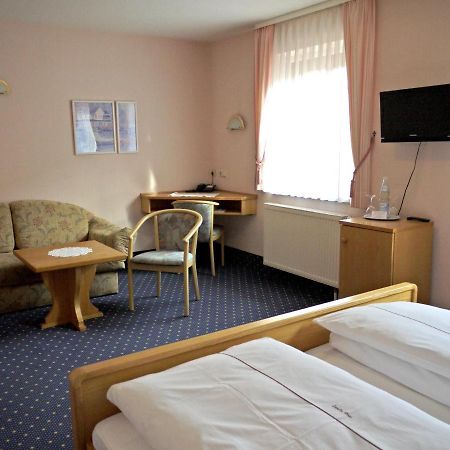 Hotel Ebner バート・ケーニッヒスホーフェン・イム・グラープフェルト エクステリア 写真