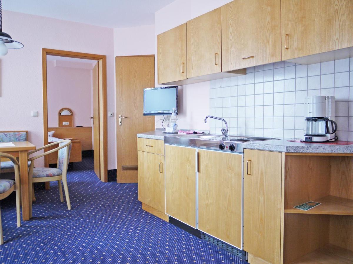 Hotel Ebner バート・ケーニッヒスホーフェン・イム・グラープフェルト エクステリア 写真